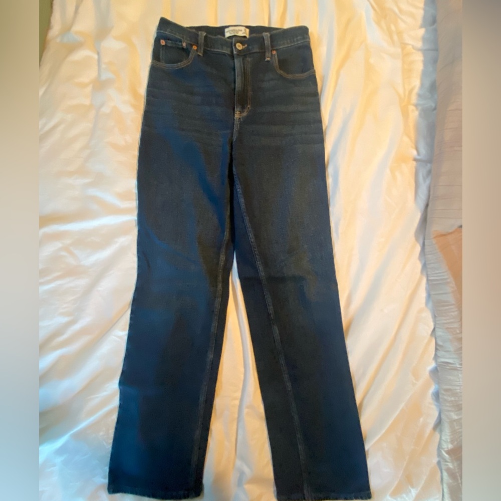 Abercrombie & Fitch | The ‘90s Straight Ultra High Rise